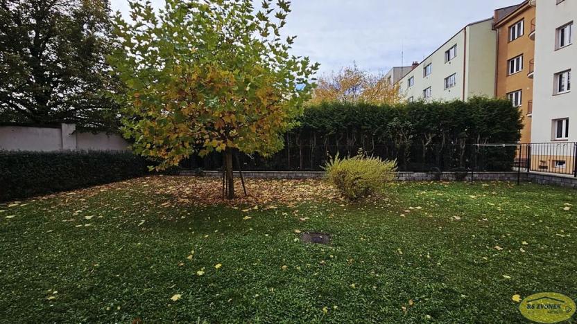 Pronájem bytu 1+1, Kroměříž, Smetanova, 39 m2