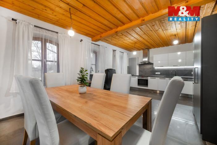 Prodej chalupy, Polička - Lezník, 260 m2