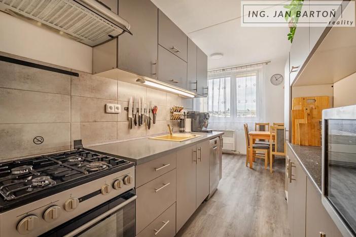 Pronájem bytu 2+1, Jihlava, Vančurova, 58 m2