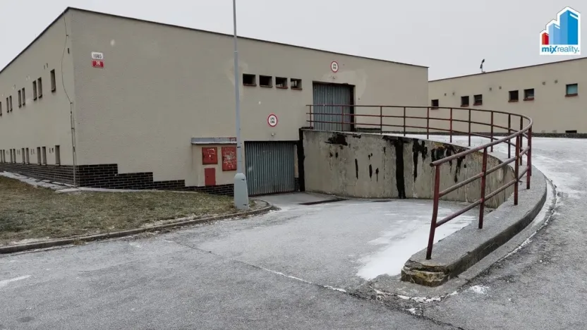 Pronájem garáže, Plzeň - Skvrňany, Pecháčkova, 15 m2