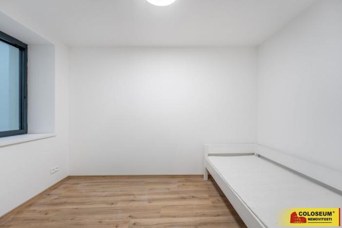 Pronájem bytu 1+kk, Brno - Husovice, 9 m2