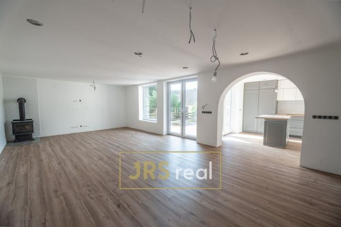 Prodej rodinného domu, Kobylí, 276 m2