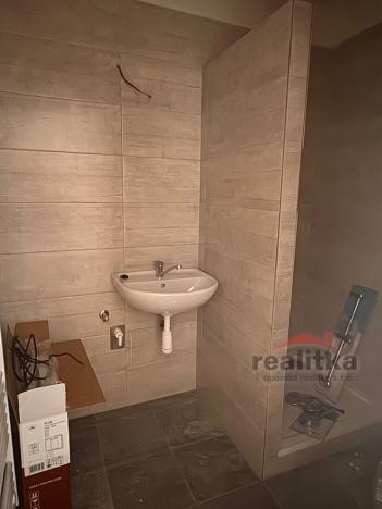 Pronájem bytu 1+kk, Opava, Přemyslovců, 27 m2