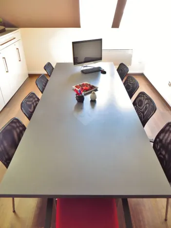 Pronájem kanceláře, Praha - Holešovice, Komunardů, 100 m2