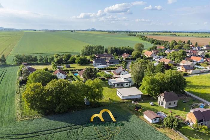 Prodej rodinného domu, Doubravička, 195 m2