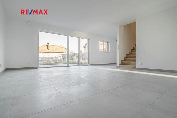 Prodej rodinného domu, Buštěhrad, Za Humny, 165 m2