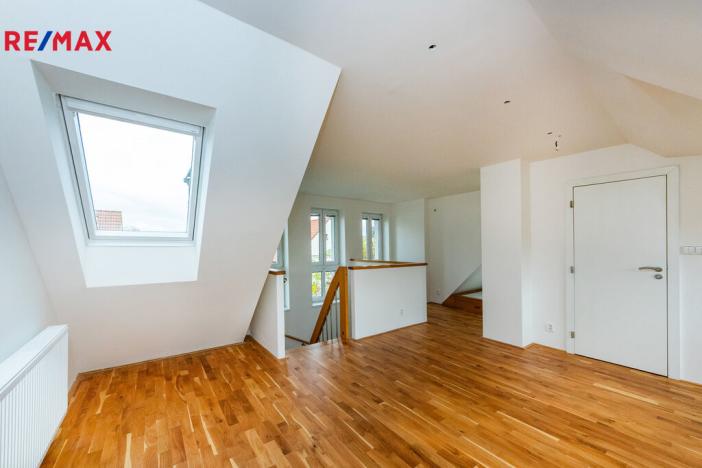 Pronájem rodinného domu, Praha - Záběhlice, Jižní VII, 160 m2