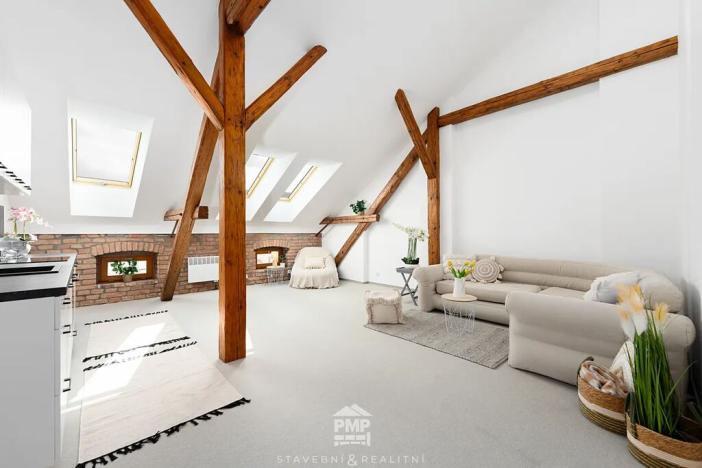 Pronájem bytu 2+kk, Znojmo, Havlíčkova, 69 m2