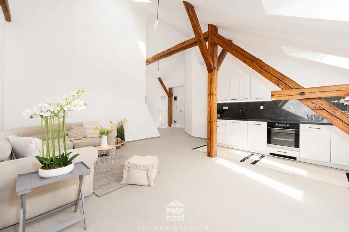 Pronájem bytu 2+kk, Znojmo, Havlíčkova, 69 m2