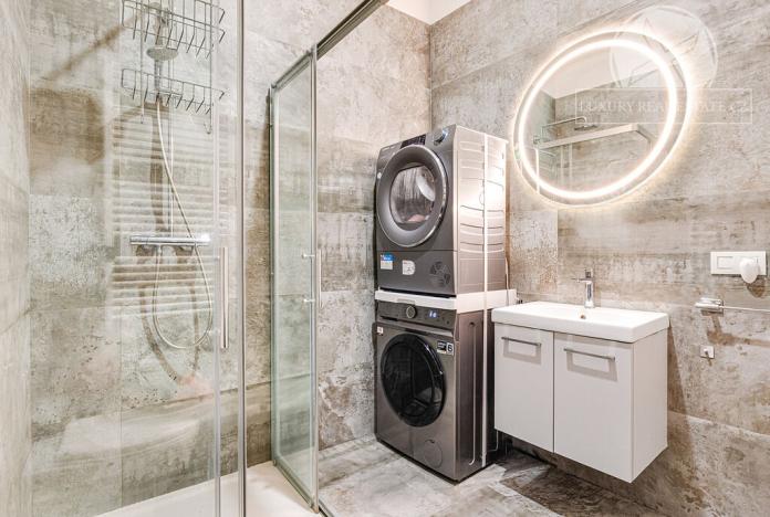 Prodej bytu 3+kk, Praha - Smíchov, Kmochova, 69 m2