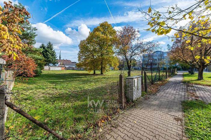 Prodej pozemku pro bydlení, Praha - Kbely, Hrušovická, 985 m2