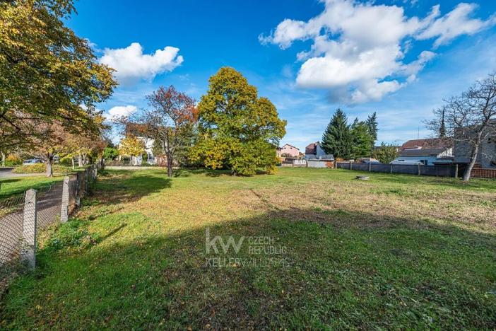 Prodej pozemku pro bydlení, Praha - Kbely, Hrušovická, 985 m2