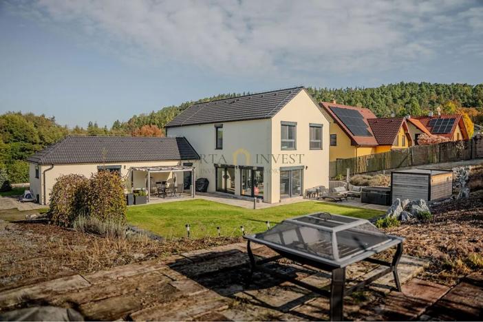 Prodej rodinného domu, Plzeň, 234 m2