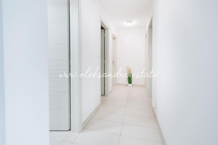 Pronájem bytu 4+kk, Praha - Letňany, Nepomuckých, 106 m2