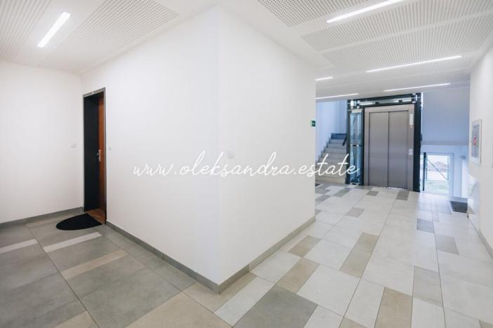 Pronájem bytu 4+kk, Praha - Letňany, Nepomuckých, 106 m2