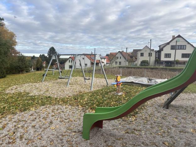 Prodej pozemku pro bydlení, Lhotka u Radnic, 655 m2