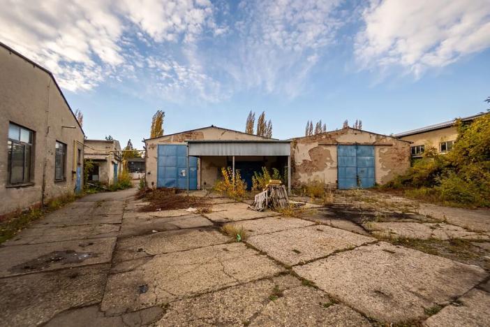 Dražba výrobních prostor, Hodonín, třída Bří Čapků, 2000 m2