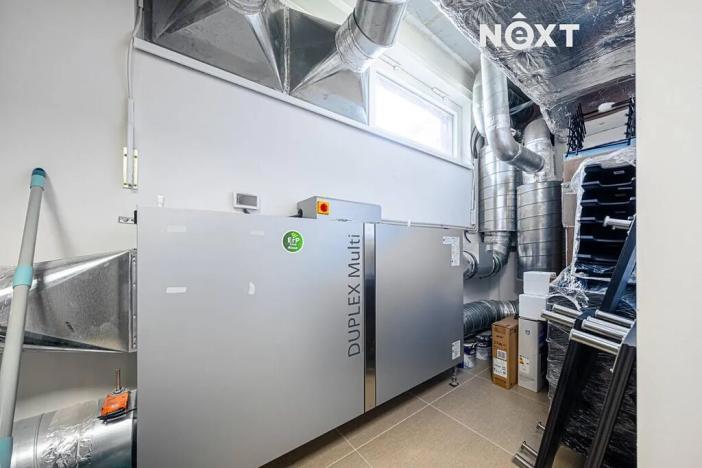 Pronájem obchodního prostoru, Pardubice, Na Spravedlnosti, 200 m2