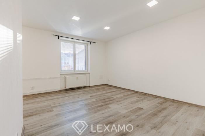 Pronájem bytu 2+kk, Znojmo, Smetanova, 53 m2