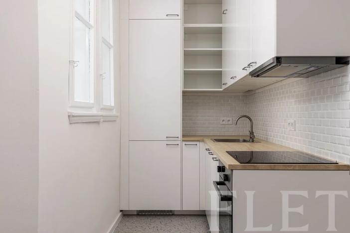 Pronájem bytu 2+1, Praha - Holešovice, Tusarova, 69 m2