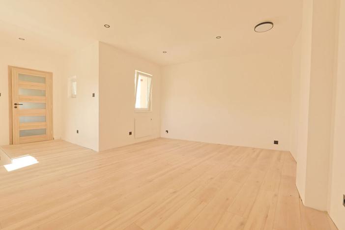 Pronájem bytu 2+kk, Jablonec nad Nisou, Nádražní, 55 m2