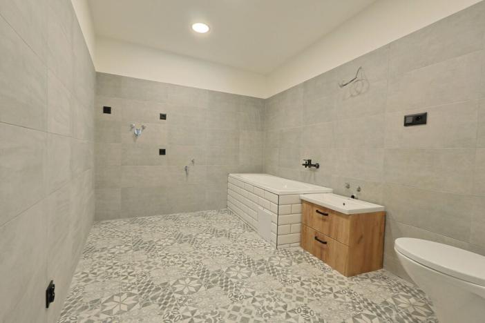 Pronájem bytu 2+kk, Jablonec nad Nisou, Nádražní, 55 m2