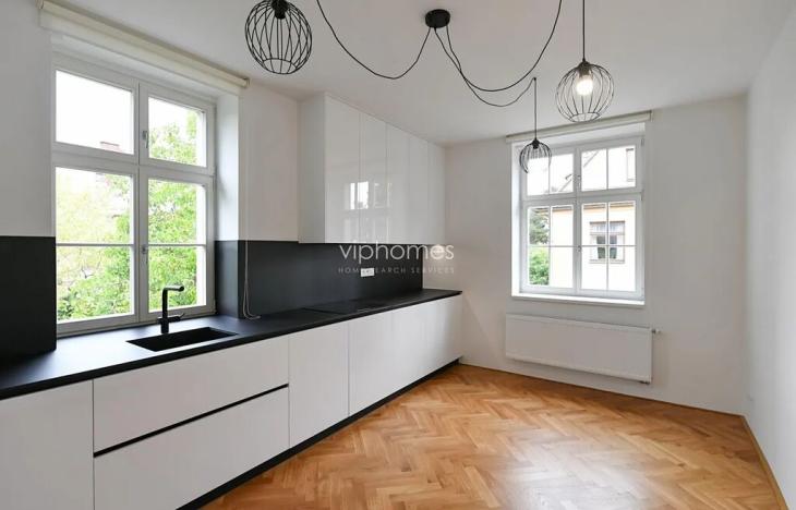 Pronájem bytu 3+1, Praha - Dejvice, 137 m2