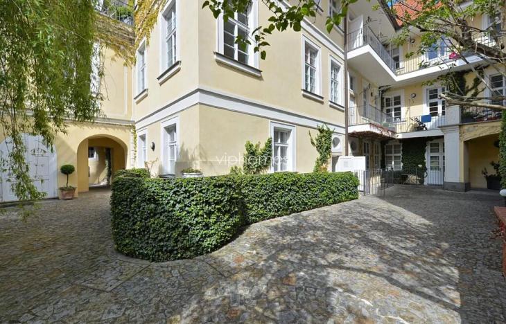 Pronájem bytu 2+kk, Praha - Malá Strana, Vlašská, 108 m2