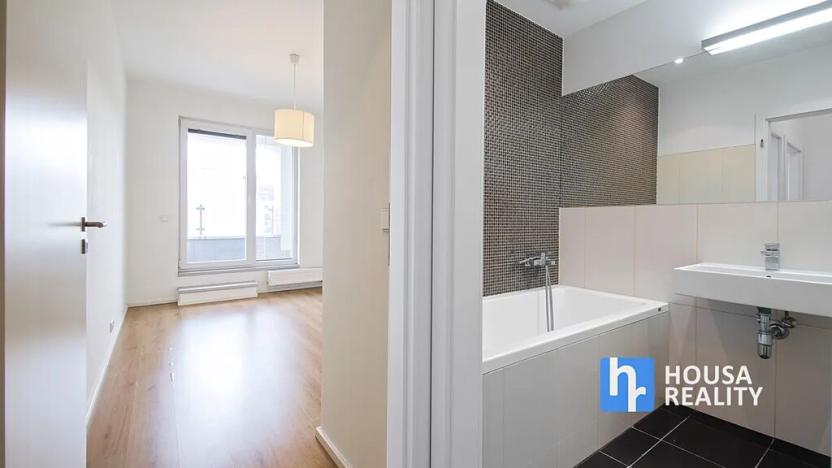 Pronájem bytu 2+kk, Praha - Hlubočepy, Geologická, 41 m2