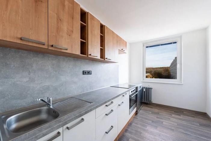 Pronájem bytu 2+1, Praha - Modřany, Poljanovova, 56 m2