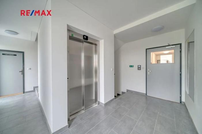 Pronájem bytu 2+kk, Poděbrady, Nerudova, 56 m2