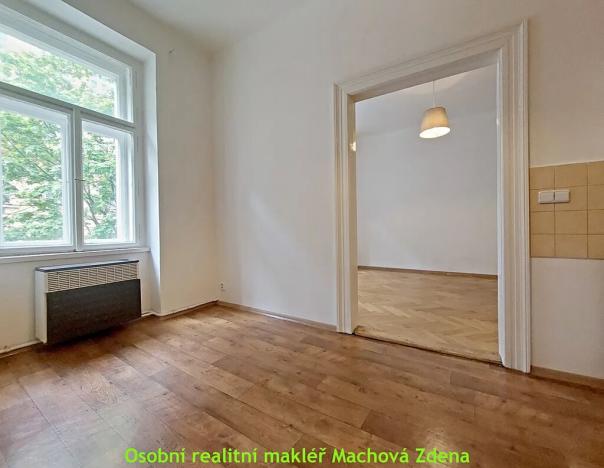 Pronájem bytu 2+kk, Praha - Žižkov, Kubelíkova, 41 m2