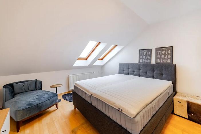 Pronájem bytu 3+kk, Praha - Karlín, Pernerova, 100 m2