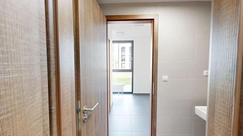 Pronájem obchodního prostoru, Kolín, Janovická, 28 m2