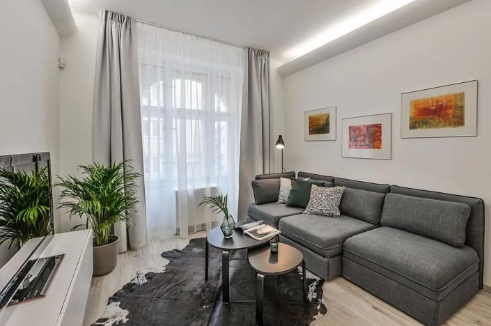 Pronájem bytu 2+kk, Praha - Nové Město, Plavecká, 50 m2