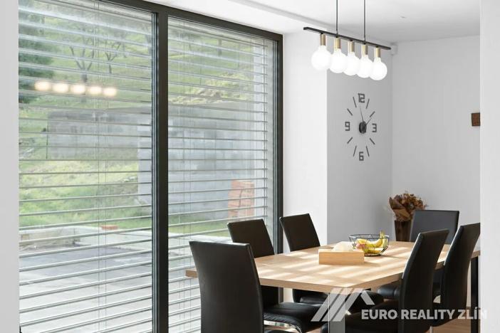 Prodej rodinného domu, Zlín, Mezihoří, 350 m2