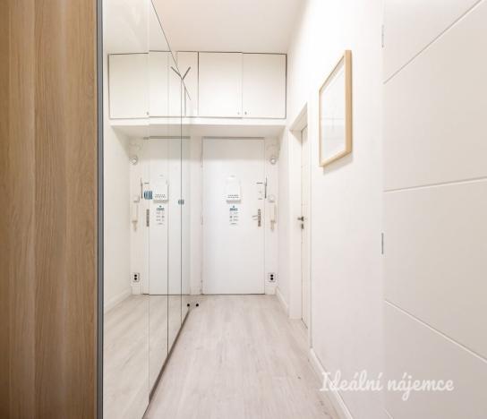 Pronájem bytu 2+kk, Praha - Nové Město, Opletalova, 42 m2