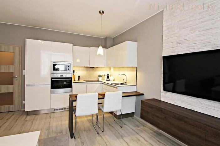 Pronájem bytu 2+kk, Brno, Novodvorská, 58 m2