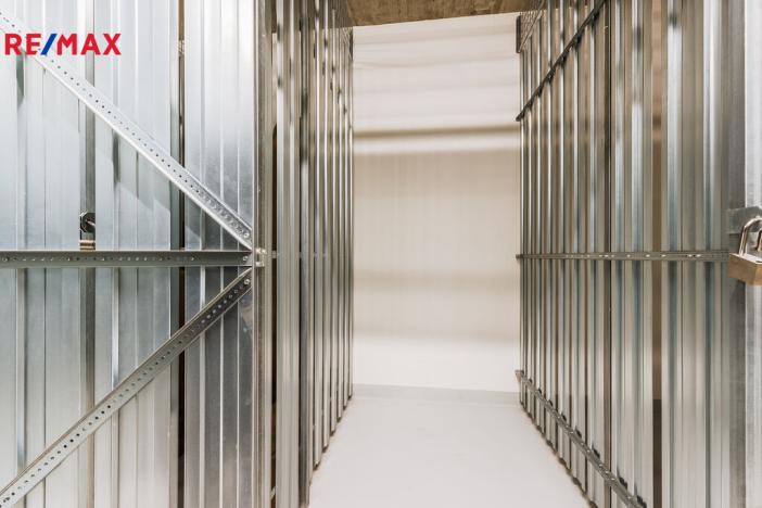 Pronájem bytu 1+kk, Praha - Smíchov, Vackové, 38 m2