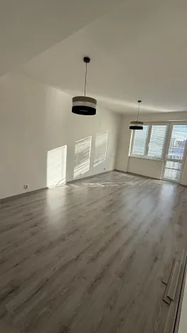 Pronájem bytu 2+1, Ostrava, Španielova, 55 m2