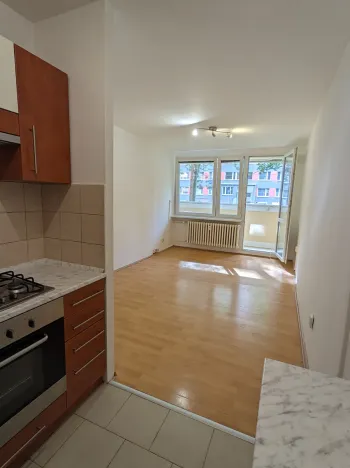 Pronájem bytu 2+kk, Kolín, Moravcova, 43 m2