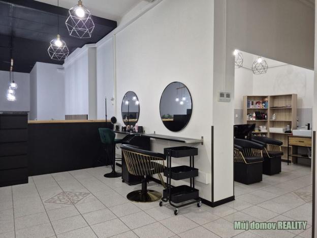 Pronájem obchodního prostoru, Praha - Vysočany, bratří Dohalských, 233 m2