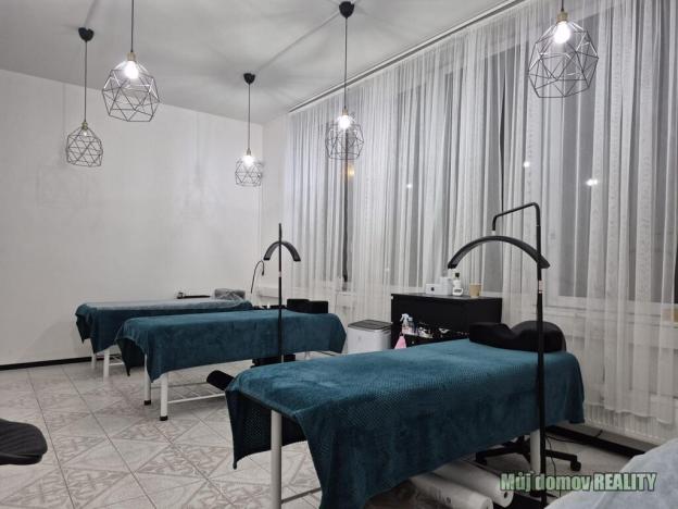 Pronájem obchodního prostoru, Praha - Vysočany, bratří Dohalských, 233 m2