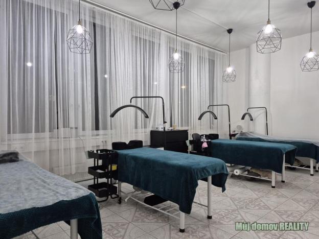 Pronájem obchodního prostoru, Praha - Vysočany, bratří Dohalských, 233 m2