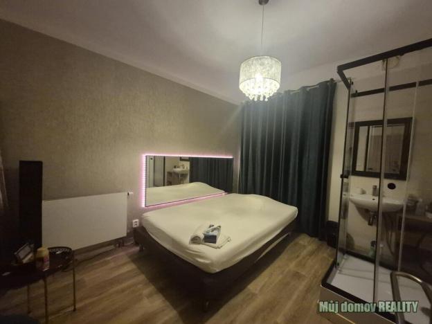 Pronájem obchodního prostoru, Praha - Vinohrady, Lužická, 150 m2