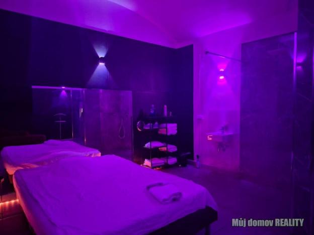 Pronájem obchodního prostoru, Praha - Nové Město, Opletalova, 100 m2