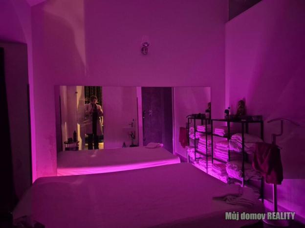 Pronájem obchodního prostoru, Praha - Nové Město, Opletalova, 100 m2