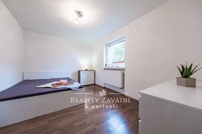 Prodej rodinného domu, Senohraby, U dálnice, 204 m2