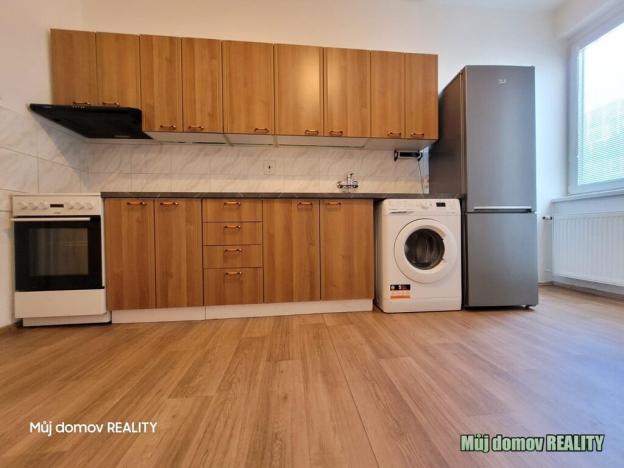 Pronájem bytu 4+1, Praha - Smíchov, Stroupežnického, 146 m2