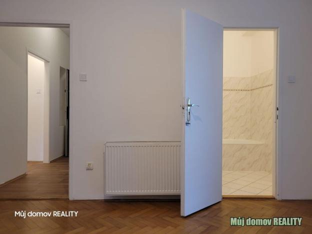 Pronájem bytu 4+1, Praha - Smíchov, Stroupežnického, 146 m2